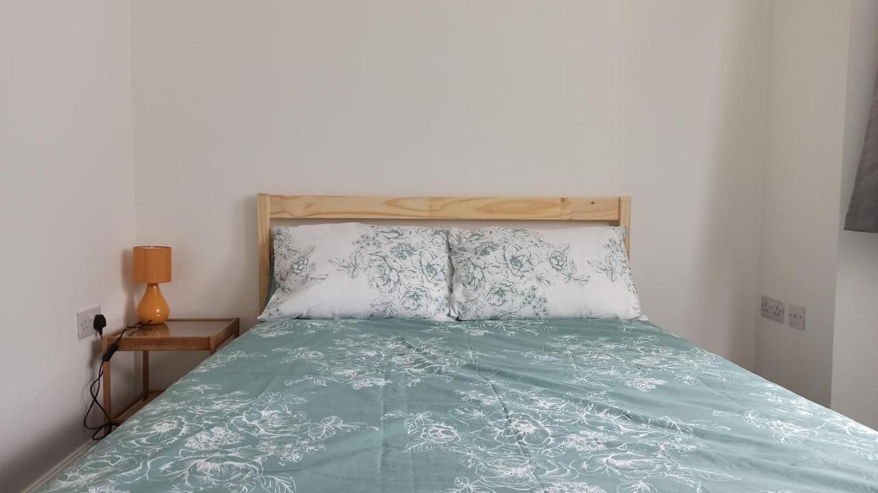 Bright, Chilled Ensuite Db Room In A Shared Flat! ロンドン エクステリア 写真